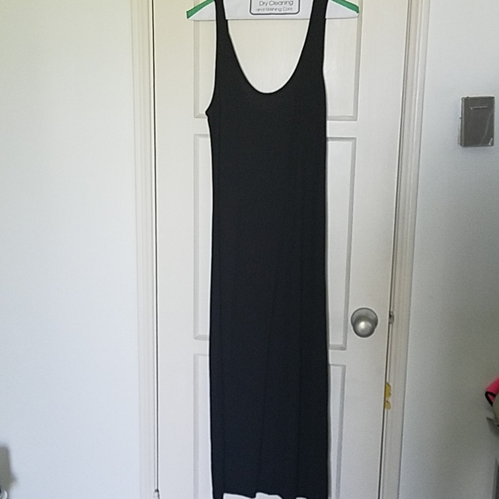 Black midi dress✴